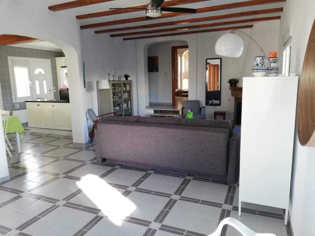 Villa Adel Locdenia Els Poblets Exterior foto